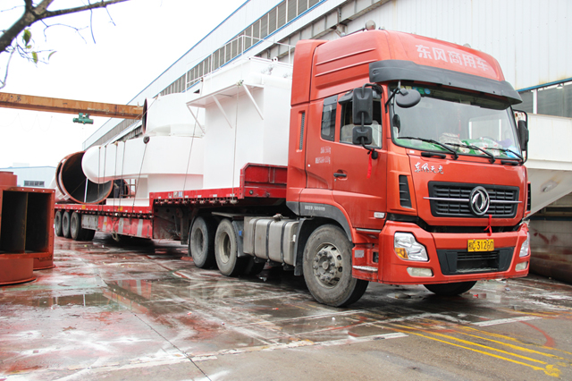 2017，桂林鴻程首臺磨粉機楊帆起航