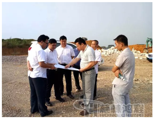 重鈣磨粉機,重鈣,HCH1395,超細環輥磨,武宣碳酸鈣 重鈣磨粉機,重鈣,HCH1395,超細環輥磨,武宣碳酸鈣