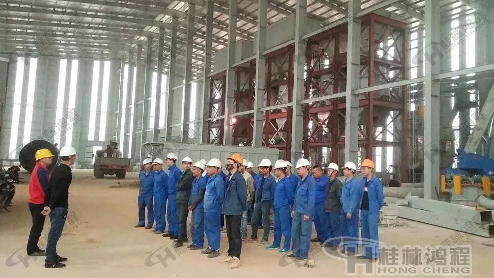 桂林鴻程001號磨粉機(jī)生產(chǎn)線EPC項(xiàng)目總包超細(xì)立磨 桂林鴻程001號磨粉機(jī)生產(chǎn)線EPC項(xiàng)目總包超細(xì)立磨