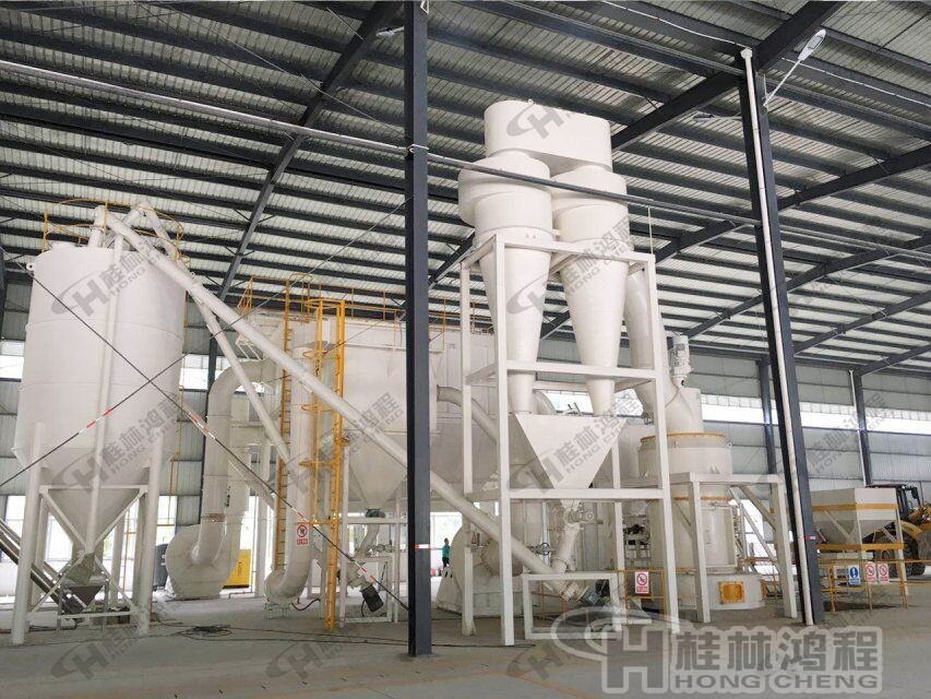 碳化硅微粉磨HCH超細(xì)環(huán)輥磨粉機(jī) 碳化硅微粉磨用HCH超細(xì)
環(huán)輥磨粉機(jī)